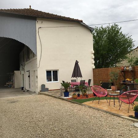 Mirabelle Apartment Jonzac Exterior photo