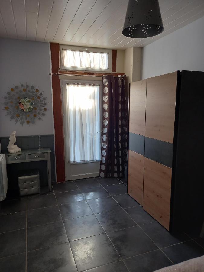 Mirabelle Apartment Jonzac Exterior photo